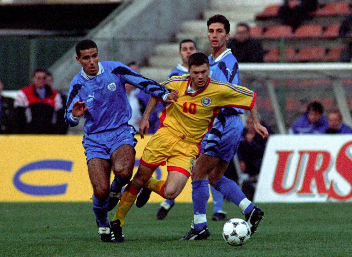 Cobra #50 » Geniul rebel Adrian Ilie a împlinit 50 de ani. Fotografii spectaculoase, dezvăluiri și regrete: „Publicul mă venera... E cea mai mare greșeală a carierei mele”