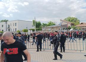 Cine scapă? Echipe de start la FCU Craiova - Dinamo, în etapa #5 din play-out. Bauza, doar rezervă. Ultimele informații de la stadion