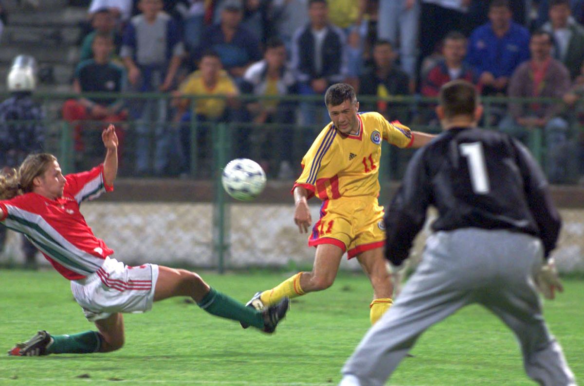 Cobra #50 » Geniul rebel Adrian Ilie a împlinit 50 de ani. Fotografii spectaculoase, dezvăluiri și regrete: „Publicul mă venera... E cea mai mare greșeală a carierei mele”