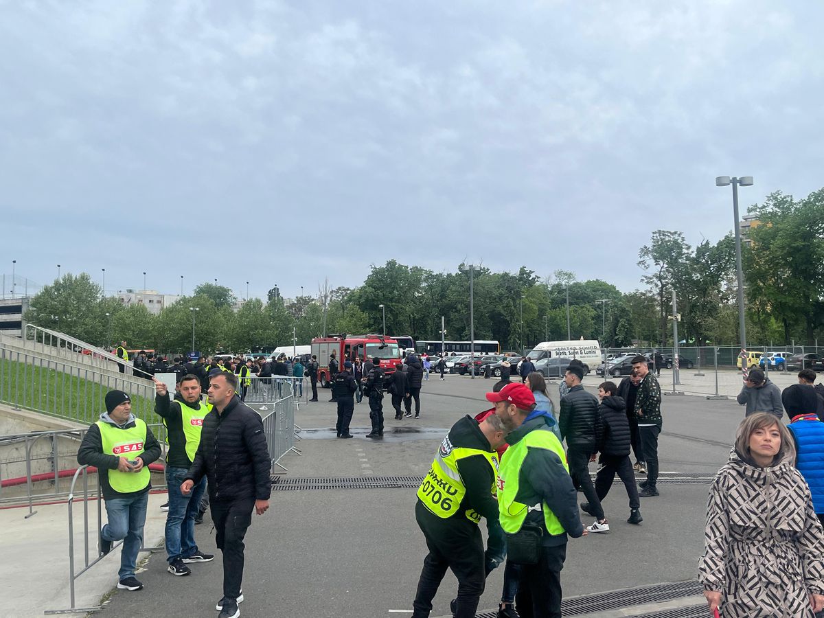 Imagini dinainte de FCSB - Rapid