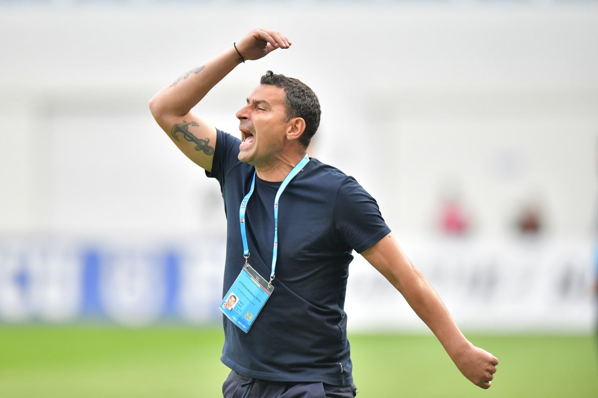 FCU Craiova - Dinamo, imagini de meci