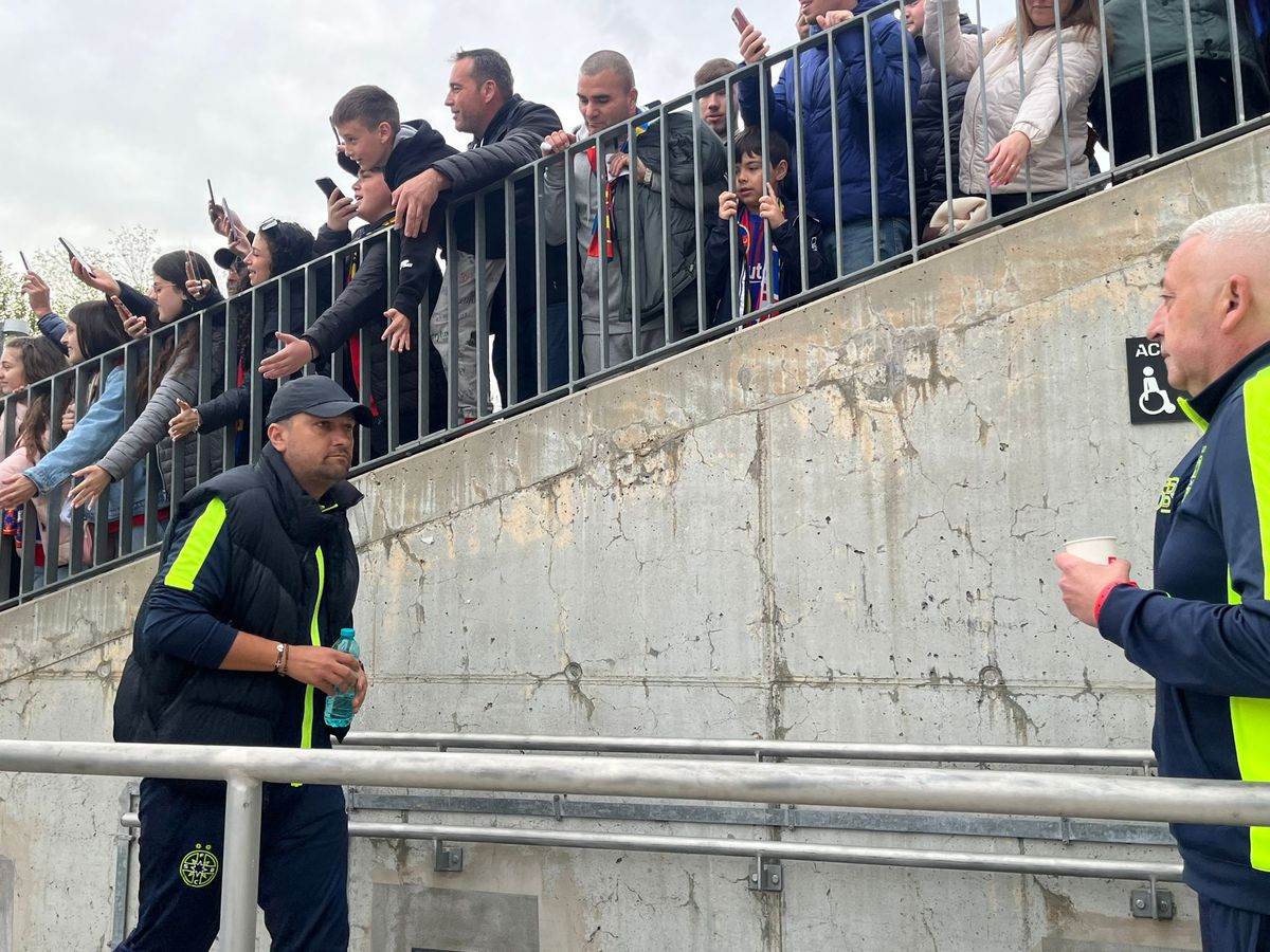 Imagini dinainte de FCSB - Rapid