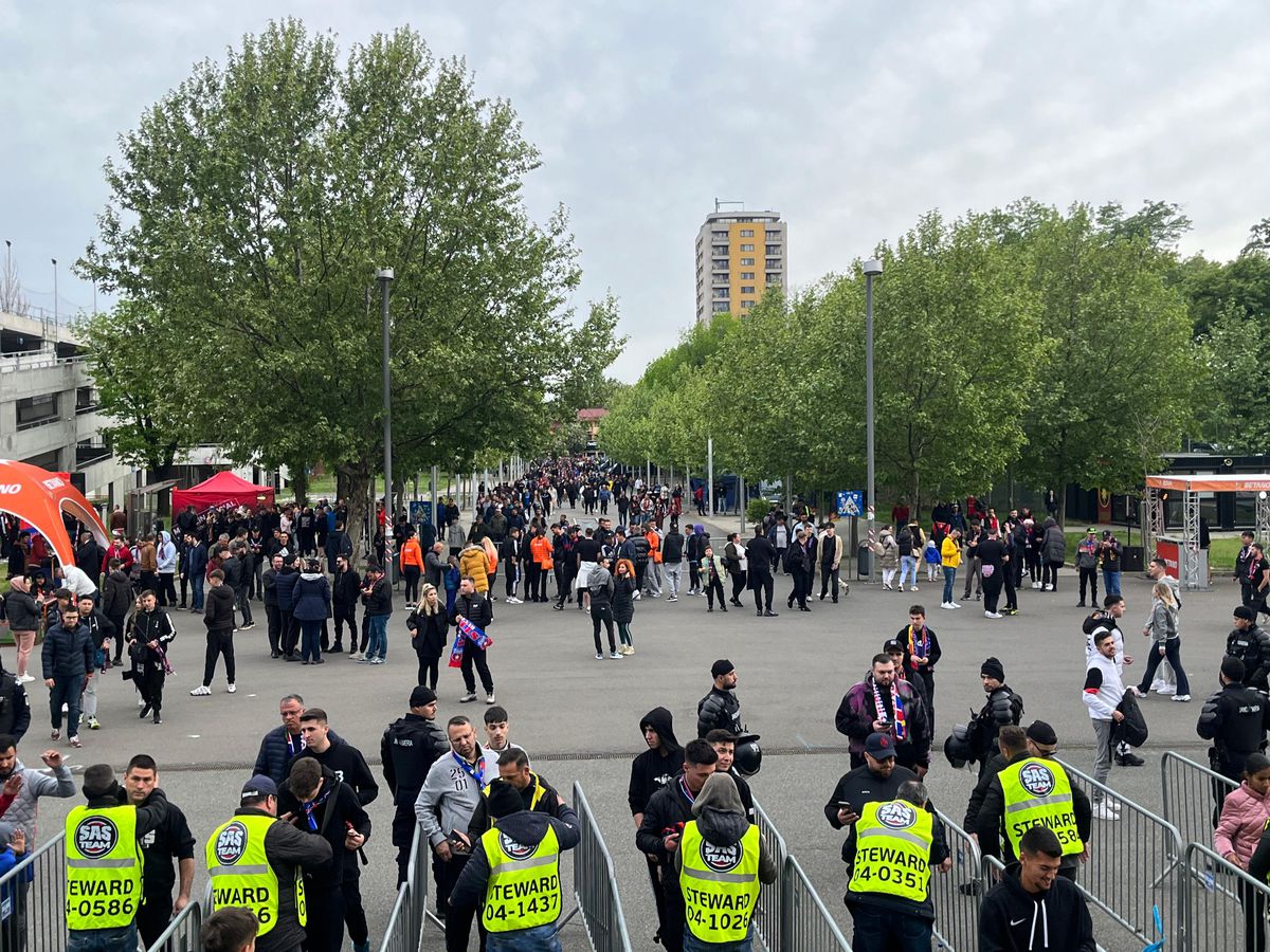 Imagini dinainte de FCSB - Rapid