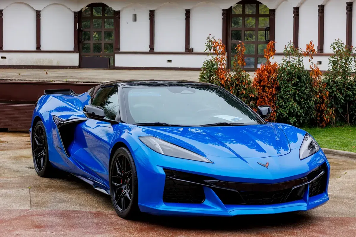 Mașina a făcut furori în Statele Unite și vine în România după 6 ani » Se va bate cu BMW și Mercedes