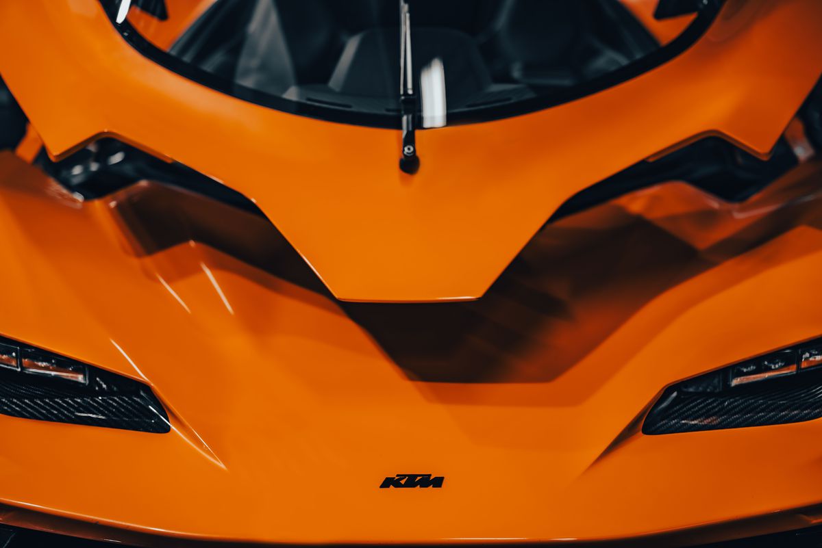 Proiect curios al Parlamentului European » UE se pregătește să interzică un material esențial în industria auto