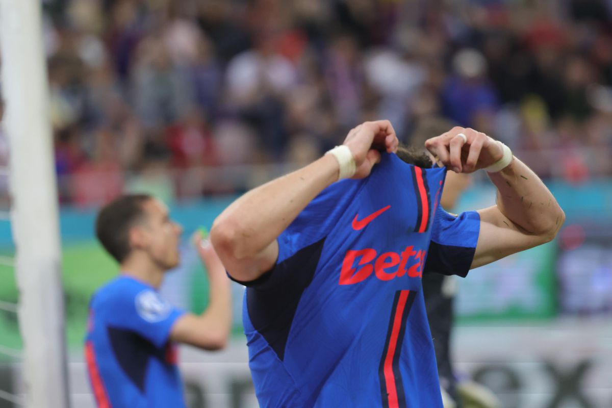 După partida cu CFR Cluj, Gigi Becali a luat decizia: îi va tăia jumătate din salariu unui titular de la FCSB