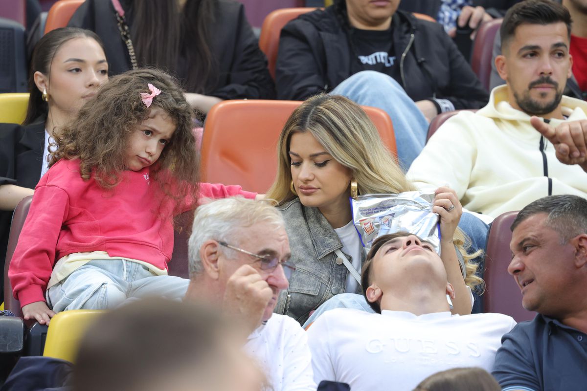 Numărul oficial de spectatori prezenți la FCSB - CFR Cluj » Cine a atras privirile pe Arena Națională: o prezență nelipsită și un „maratonist” al zilei