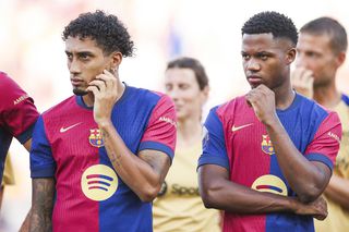 Situație explozivă la Barcelona! Trei vedete își manifestă public frustrarea!