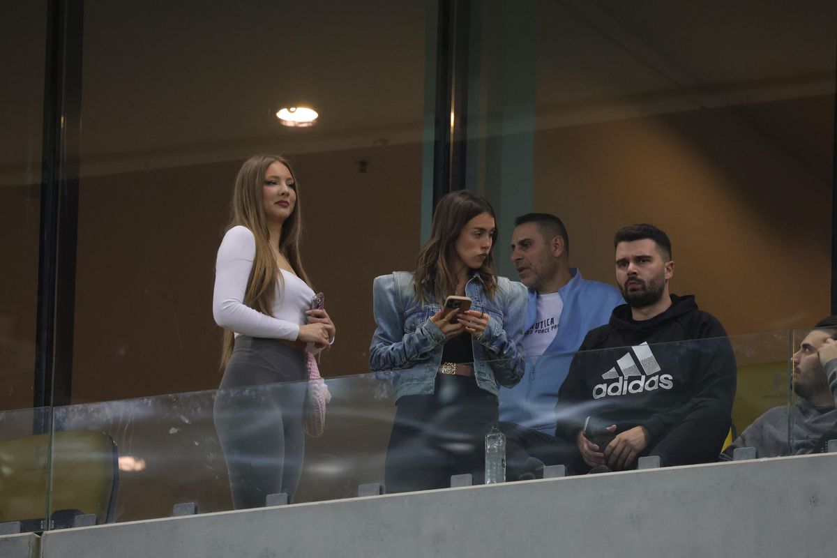 Nume cunoscute în tribunele Arenei Naționale la FCSB - CFR Cluj