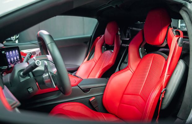 Mașina a făcut furori în Statele Unite și vine în România după 6 ani » Se va bate cu BMW și Mercedes