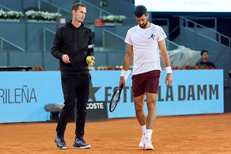 Novak Djokovic și Andy Murray la Caja Magica Foto: Mutua Madrid Open Novak Djokovic revine la Madrid » Dezbatere aprigă legată de forma lui: „Se pare că 2025 este ultima șansă”