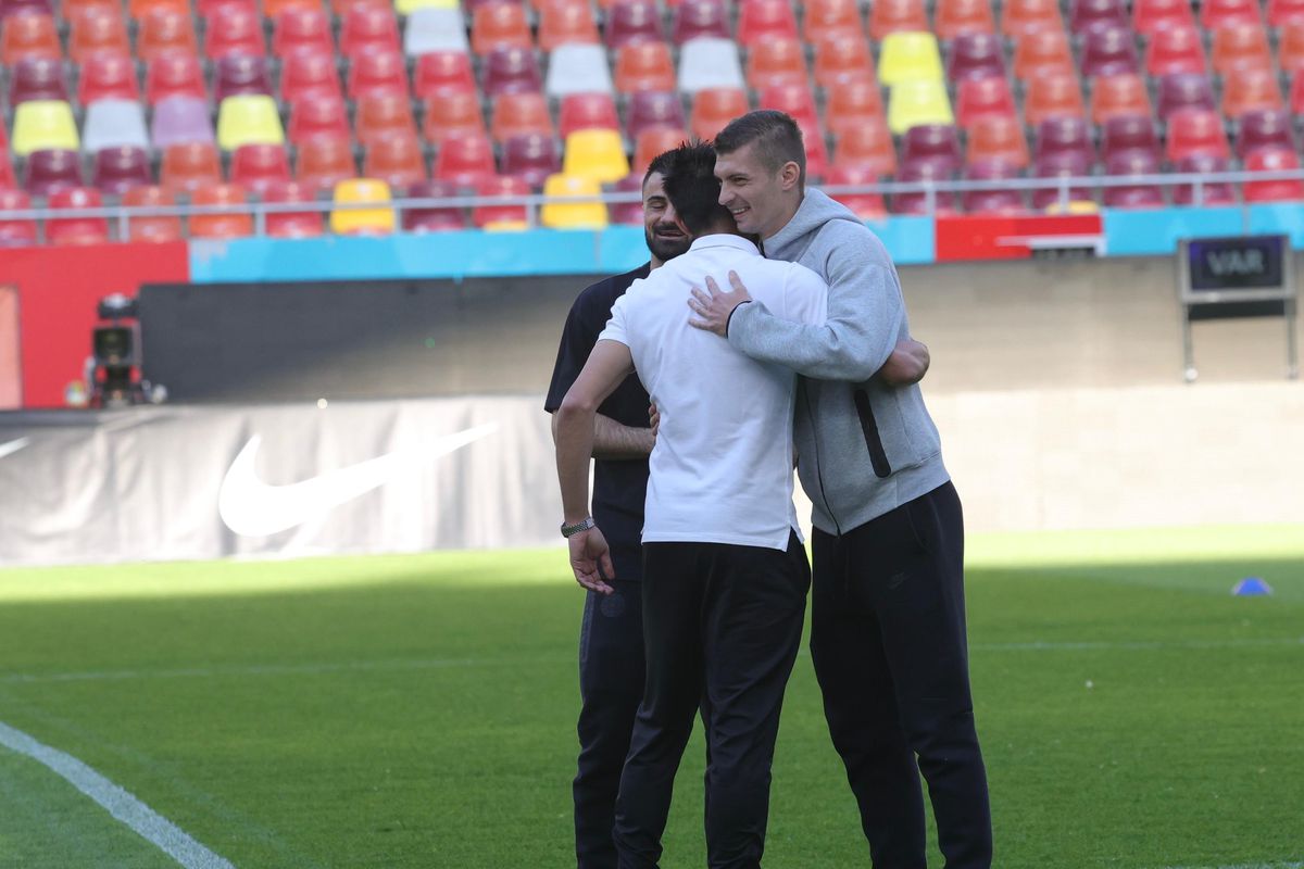 Imagini de la încălzire înainte de FCSB - CFR Cluj