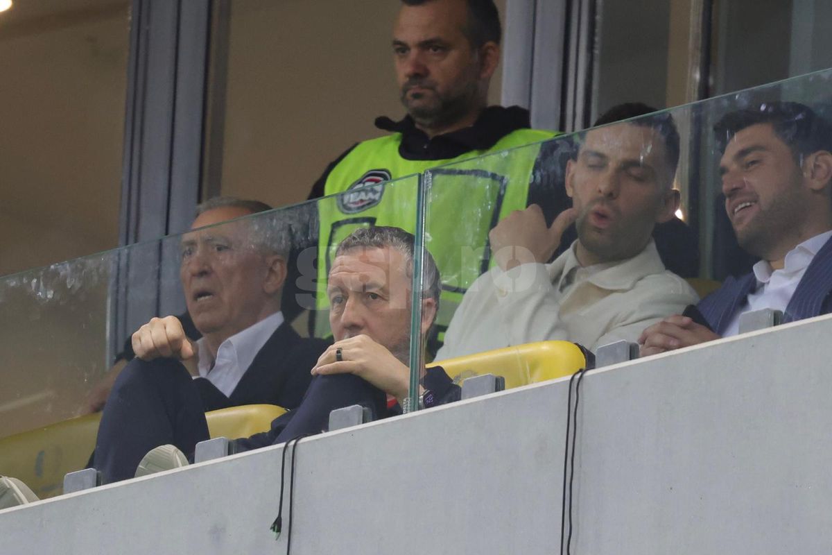 Mihai Stoica la meciul FCSB - CFR / foto: Ionuț Iordache (GSP)