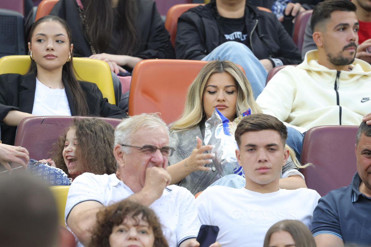 Nume cunoscute în tribunele Arenei Naționale la FCSB - CFR Cluj