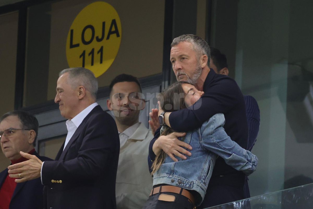 Nume cunoscute în tribunele Arenei Naționale la FCSB - CFR Cluj