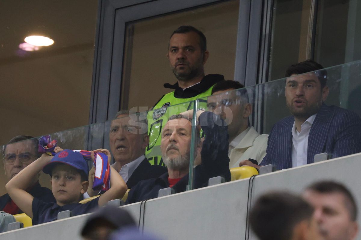 Mihai Stoica la meciul FCSB - CFR / foto: Ionuț Iordache (GSP)