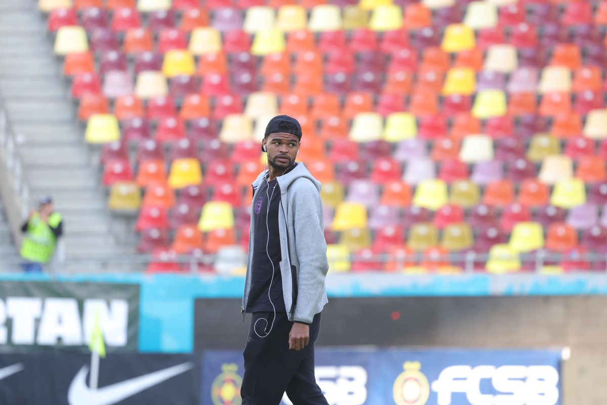 Ce a făcut Tachtsidis înainte de FCSB - CFR, imediat cum a intrat pe gazon, după „scandalul FaceTime”