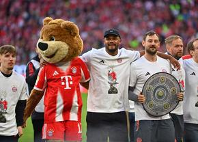 Deviza cu care Vincent Kompany a câștigat campionatul » Povestea tricourilor de titlu