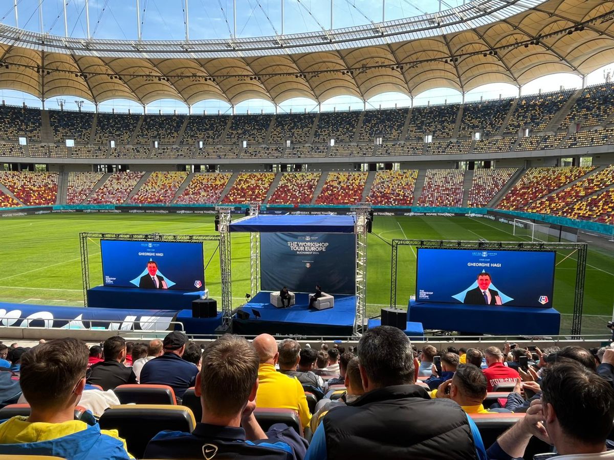 Cine e fostul fotbalist care s-a pozat cu Gică Hagi la evenimentul FRF de astăzi: au intrat în vestiarul Stelei în aceeași zi
