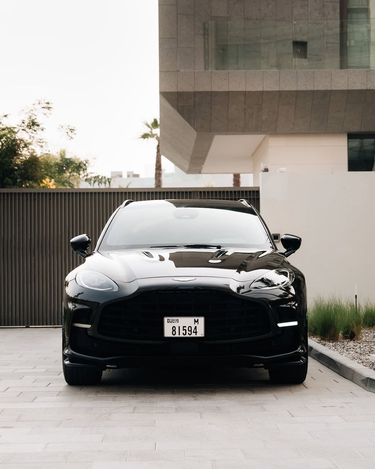 Denis Alibec, o nouă achiziție de lux! A apărut la Farul - FCSB cu o „bestie” de peste 200.000 de euro