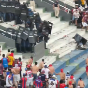 Haos la derby-ul din Paraguay! Scene șocante pe stadion // Captură FOTO: X