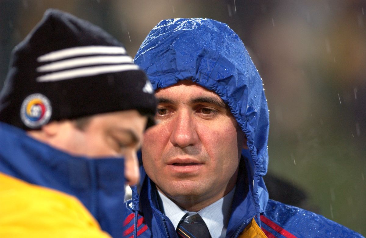 Gică Hagi, selecționer în 2001 - imagini cu „Regele” dintr-o epocă dispărută astăzi