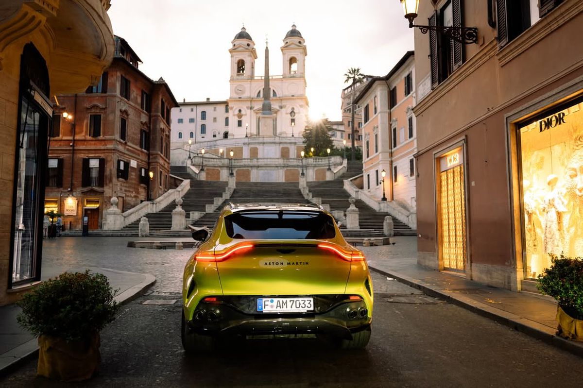 Mașina Denis Alibec înainte de Farul - FCSB