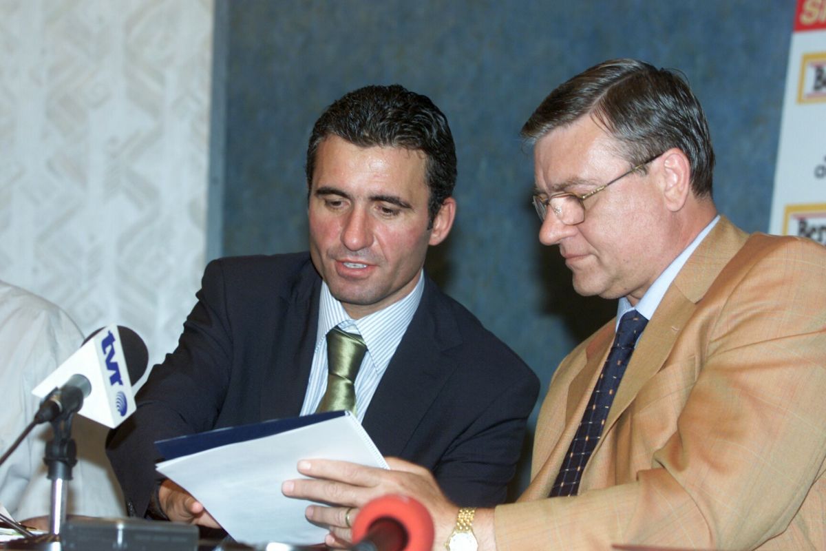 Gică Hagi, selecționer în 2001 - imagini cu „Regele” dintr-o epocă dispărută astăzi