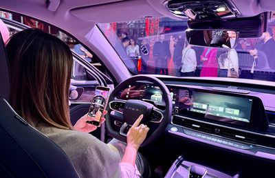 „Tancul” chinezesc care atacă piața SUV-urilor din România s-a lansat oficial la București