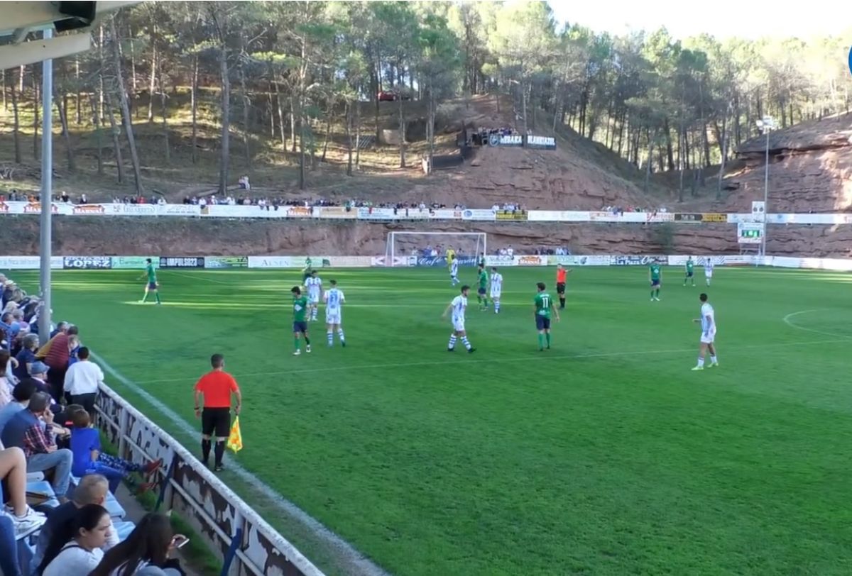 Stadionul „ascuns” în munți a devenit destinație turistică