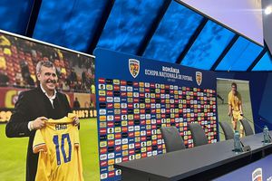 Gică Hagi, Răzvan Burleanu și Mihai Stoichiță susțin astăzi o conferință de presă la Casa Fotbalului