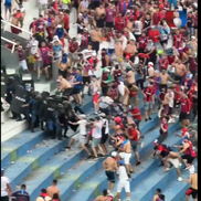 Haos la derby-ul din Paraguay! Scene șocante pe stadion // Captură FOTO: X