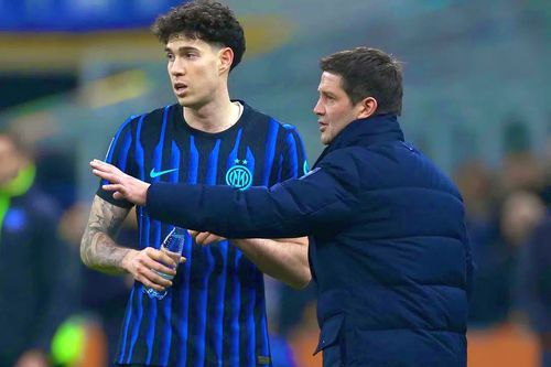 Alessandro Bastoni și Cristi Chivu // FOTO: X