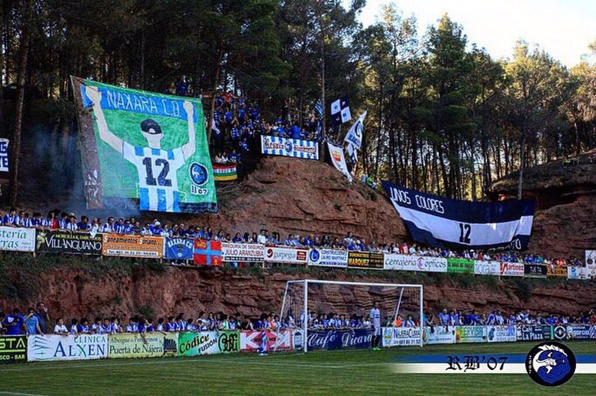 Stadionul „ascuns” în munți a devenit destinație turistică