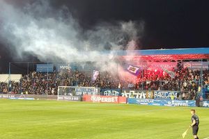 Ce nu s-a văzut la TV în Farul - FCSB » 6 detalii de la Ovidiu: gestul lui Alibec și scandările galeriilor