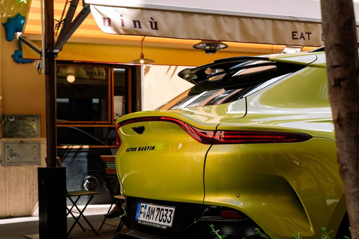 Mașina Denis Alibec înainte de Farul - FCSB