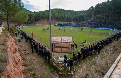 Stadionul „ascuns” în munți a devenit destinație turistică