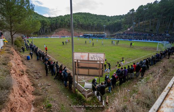 Stadionul „ascuns” în munți a devenit destinație turistică