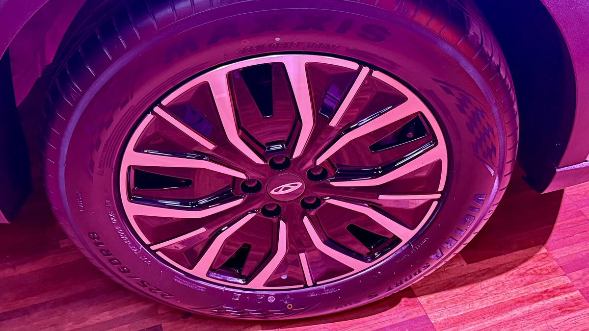 „Tancul” chinezesc care atacă piața SUV-urilor din România s-a lansat oficial la București