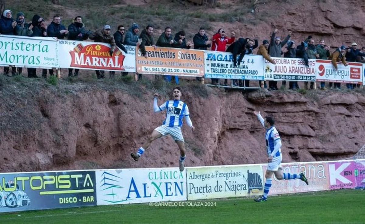 Arena spaniolilor de la Naxara CD / FOTO: Carmelo Betolaza