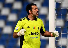 „Finalul perfect” » Trofeu câștigat în trei decenii diferite! Recordurile lui Buffon