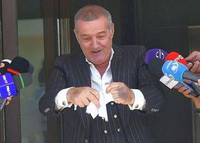 Gigi Becali anunță dezastrul la CFR Cluj: „Îi «paradesc» și pe ăștia. Țaca-paca, faliment” + Acuză jocuri de culise: „Au o armată în spate”