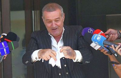 Gigi Becali anunță dezastrul la CFR Cluj: „Îi «paradesc» și pe ăștia. Țaca-paca, faliment” + Acuză jocuri de culise: „Au o armată în spate”