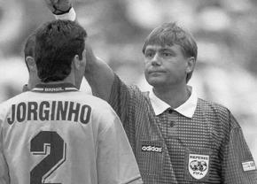 Doliu în lumea sportului maghiar! A murit fostul mare arbitru Sandor Puhl!