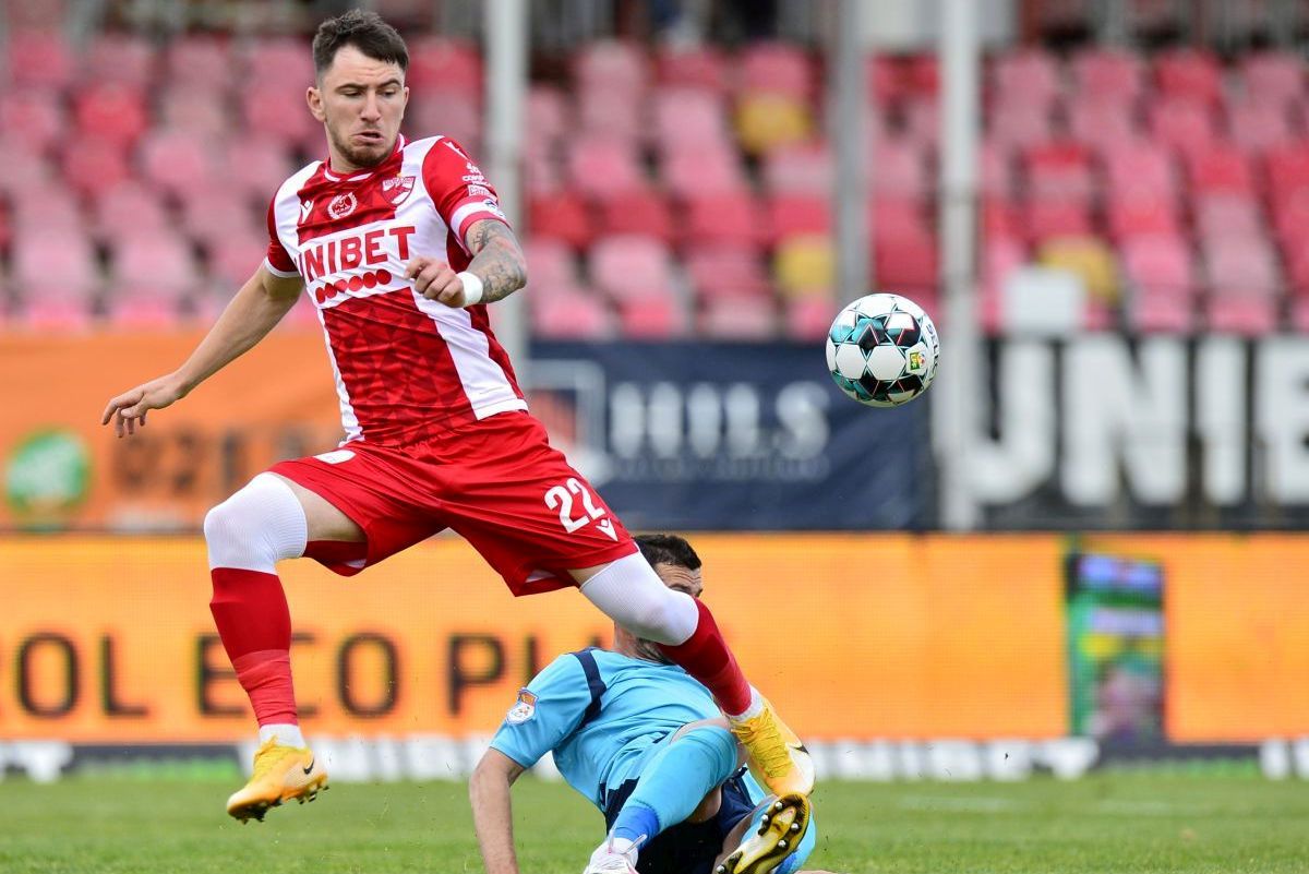 De ce au tras de timp?! Mario Nicolae răspunde: „Jucătorii lui Dinamo știau că victoria contra Chindiei ducea la barajul pentru Conference” » Explicații pentru finalul ciudat de meci