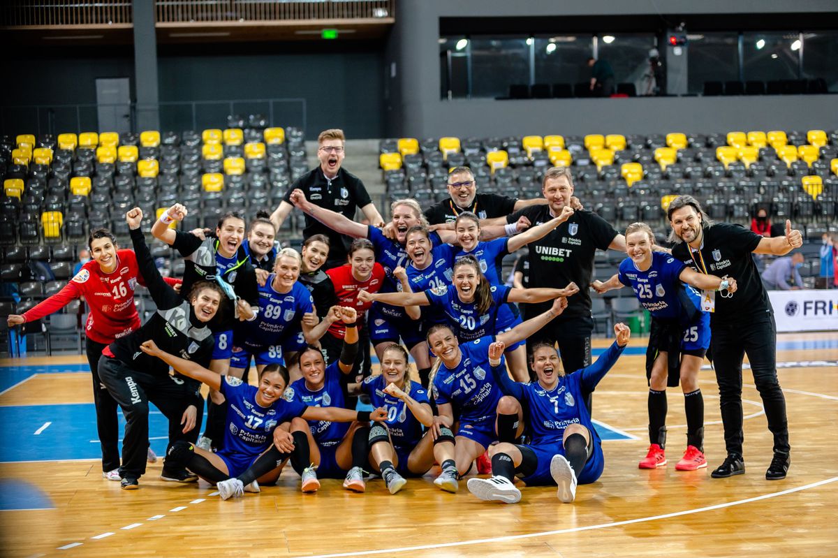 CSM București - SCM Rm. Vâlcea // FOTO: Dan Potor