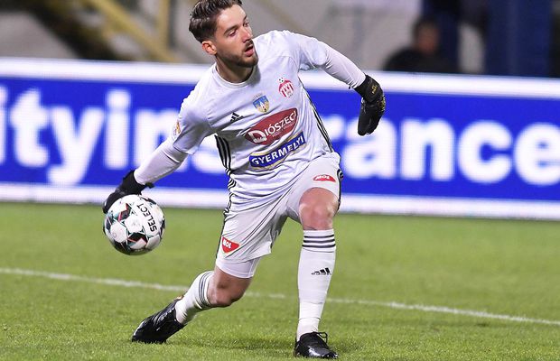 Așteaptă convocarea, dar o merită? Ce spun cifrele despre Niczuly, portarul care a avertizat că ar juca pentru Ungaria + Opinia lui Duckadam: „E foarte bun, dar...”