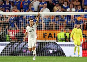 Cine e fotbalistul cu origini românești din echipa lui Eintracht Frankfurt » A înscris în finala Europa League și mărturisește: „Am izbucnit în lacrimi imediat”