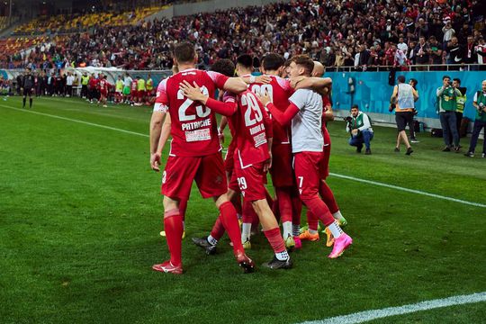 Dinamo pleacă la Iași pentru promovarea directă: ultimele detalii din tabăra „câinilor”