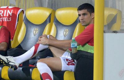 „La pauză, din 10 minute, timp de 9 și ceva ne-a acuzat că suntem blatiști!” » Dezvăluirile unui ex-dinamovist despre scandalul cu fostul antrenor